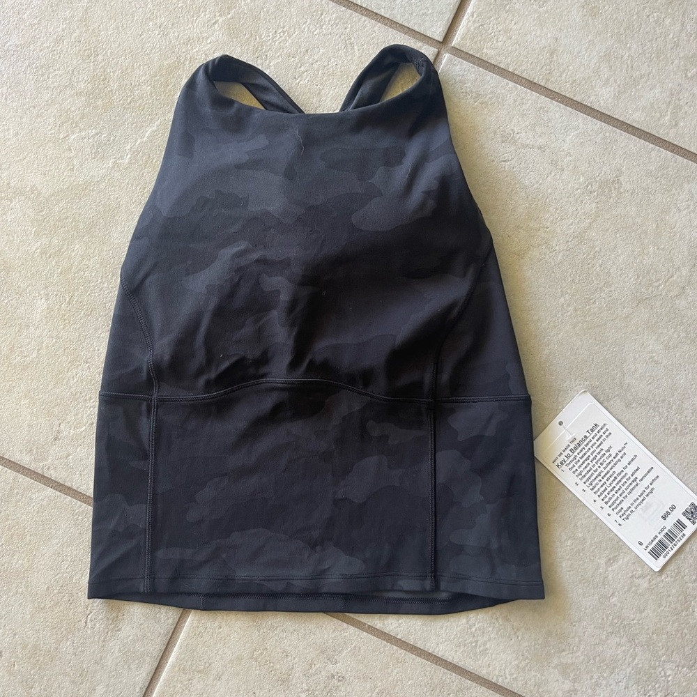 lululemon key to balance tank 6 - Picture 3 of 7